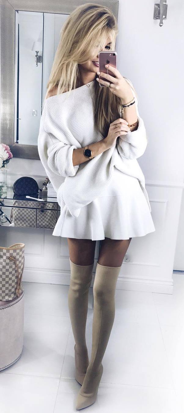 simple outfit | white oversized sweater + skirt + nude over the knee boots