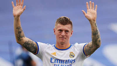 Tanggapi Pendapat Yang Sering Meremehkan Real Madrid, Toni Kroos Pastikan Sextuple