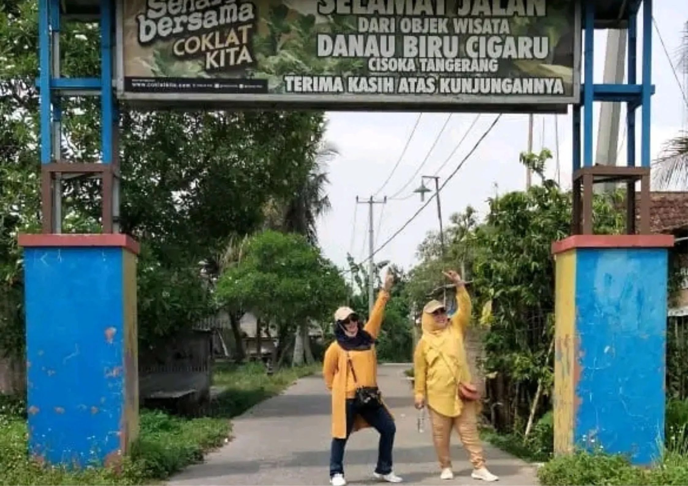 Biaya masuk ke objek wisata