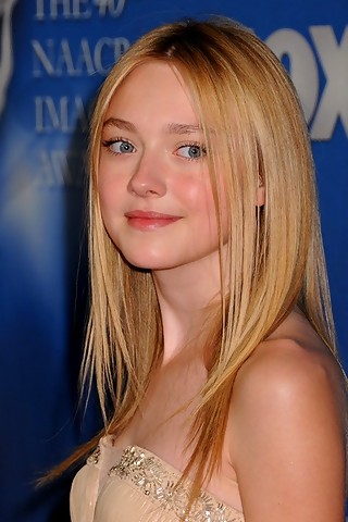 Dakota Fanning HD Wallpapers