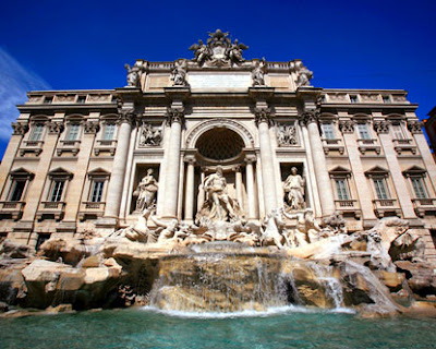 Trevi Fountain, Italy