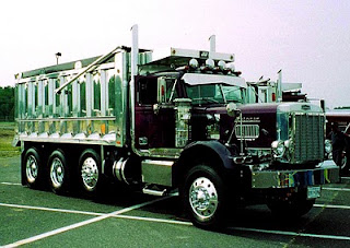 AutoCar Dump Trucks-1