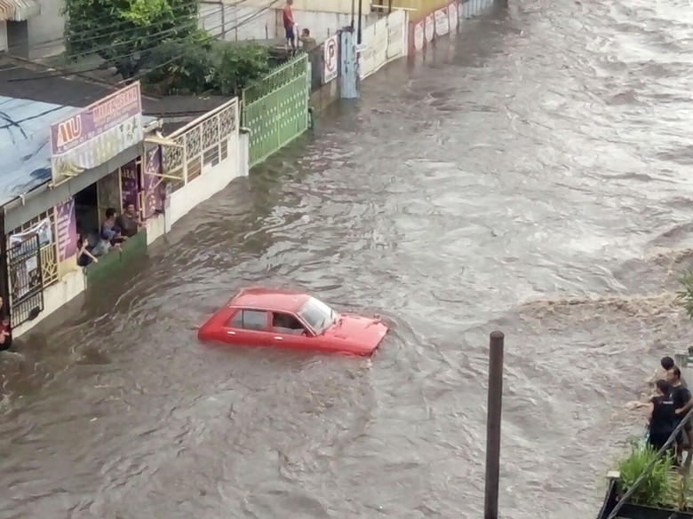 Astagfirullah, Ini Foto-foto dan Video Banjir Pasteur 