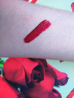 Essence Liquid lipstick 02 i'm not into roses