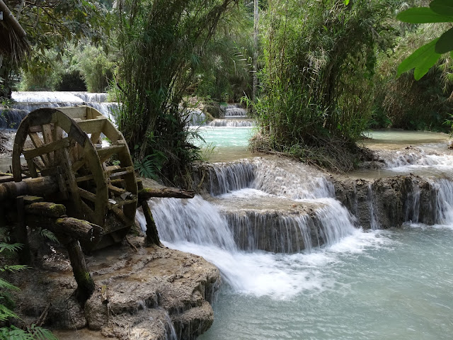 kuang si falls luang prabang laos