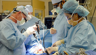 http://heartsurgeonindia.com/the-pros-and-cons-of-keyhole-bypass-surgery/