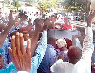 Aisha Alhassan and supporters