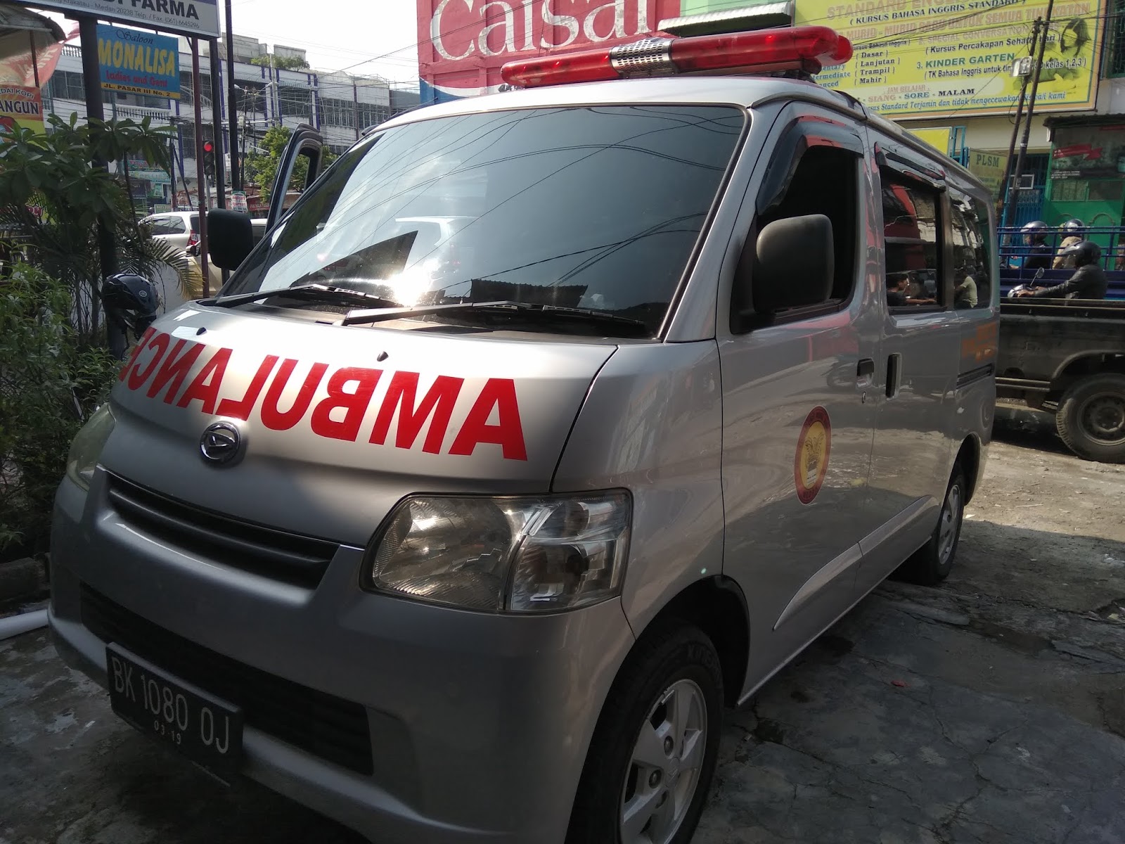 Ambulance dalam kota dan luar kota