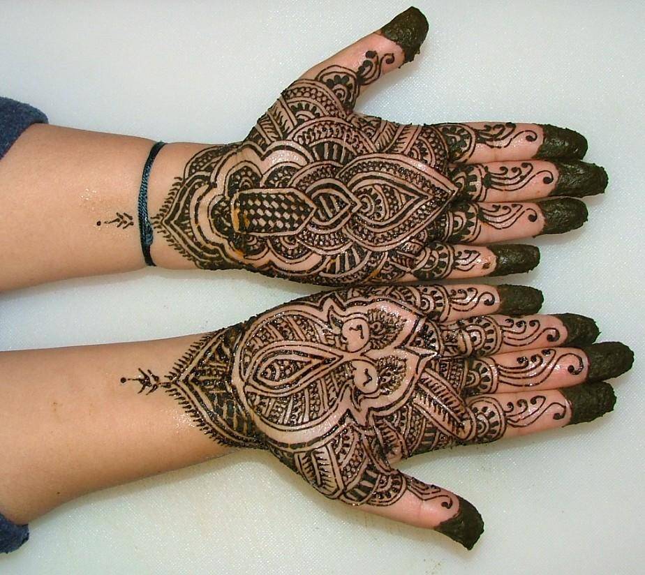 Henna Hand Tattoos