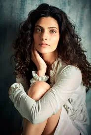 Saiyami Kher Profile, Biography, Family Photos, Biodata, Wiki, Height, Weight, Body Measurements, Affairs, Education and more.