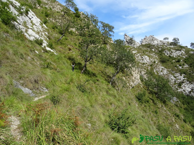 De Urdón a Tresviso: Subiendo sendero