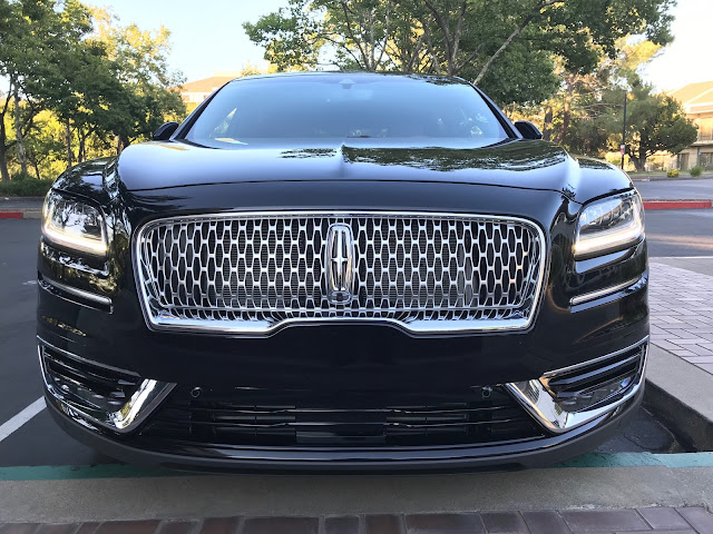 Front view of 2019 Lincoln Nautilus Black Label