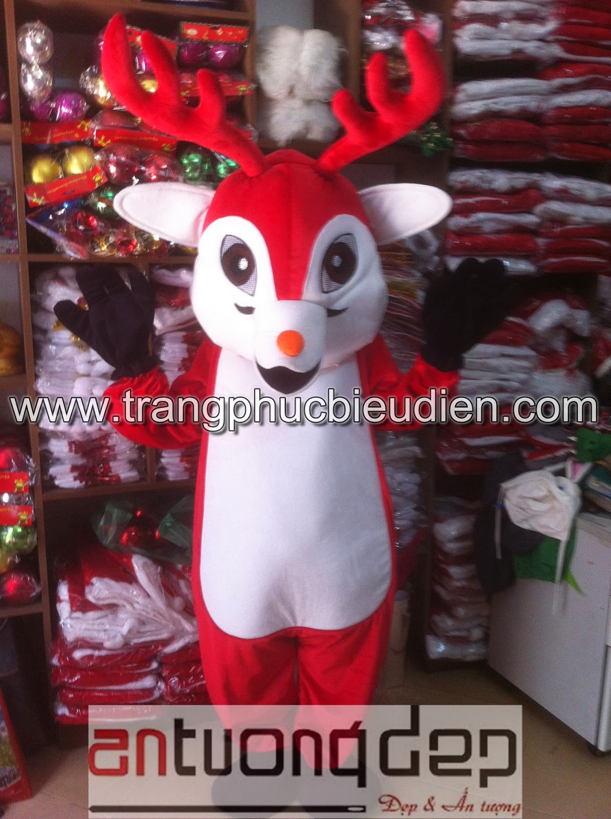 may bán mascot tuần lộc giá rẻ