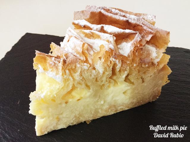 Pastel de leche rizado Ruffed milk pie