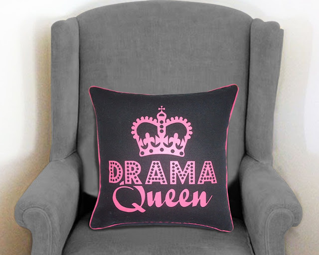 How to buy eye-catchy designer cushion covers?