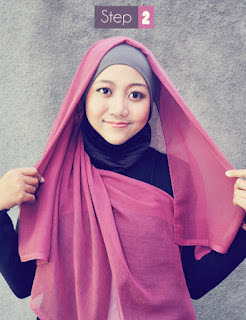 Cara Memakai Jilbab Segi Empat