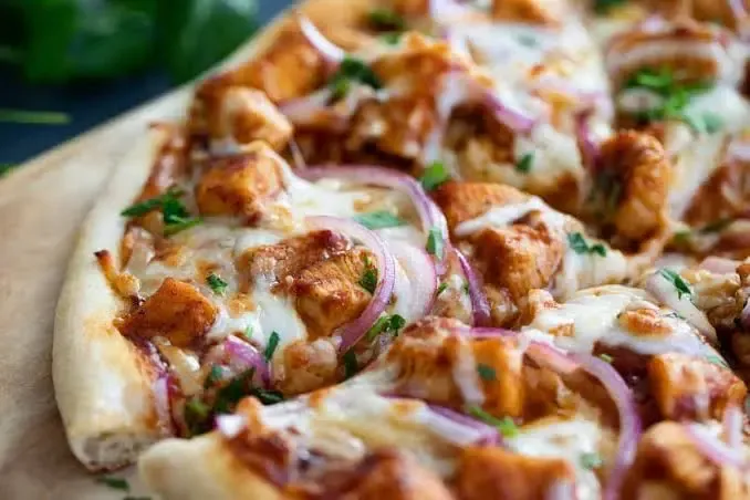how-to-cook-bbq-chicken-pizza-at-home