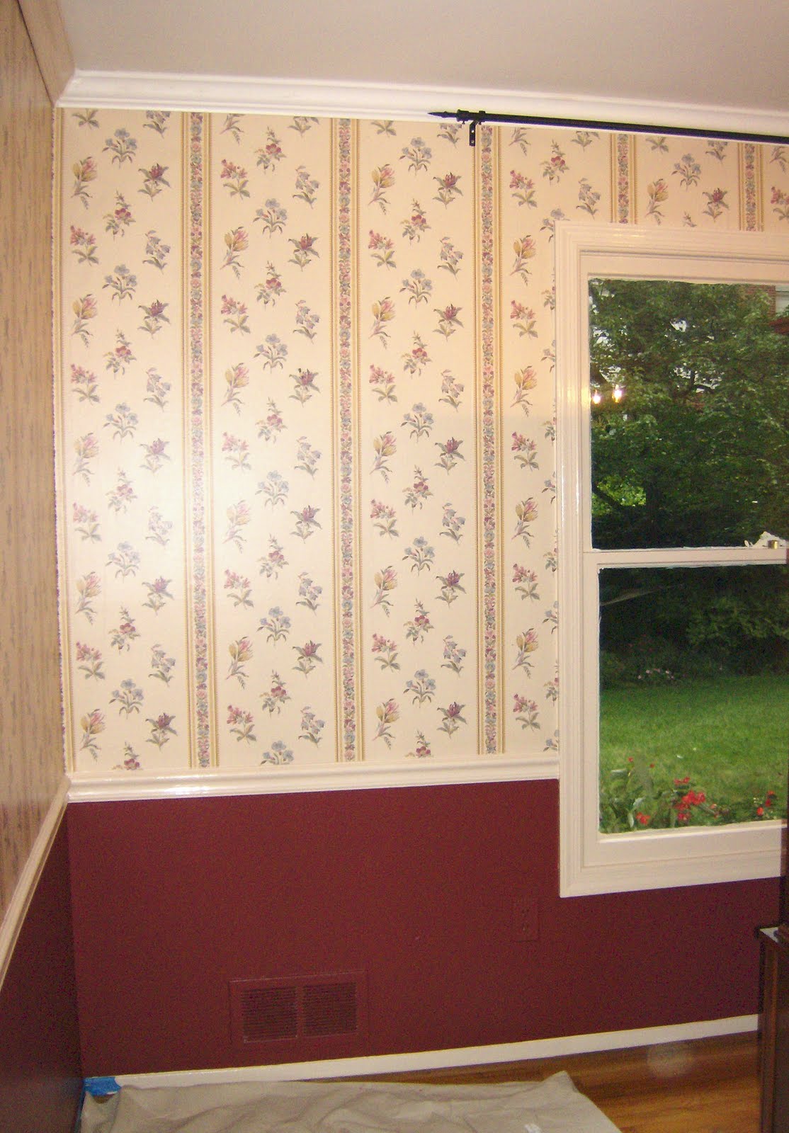 You asked…about rejuvenating wallpaper via the trim color | bossy ...