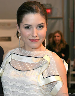 Sophia Bush Photo Gallery