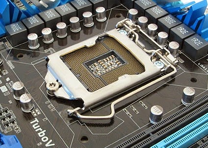 Fungsi Motherboard Pengertian dan Komponen Motherboard 