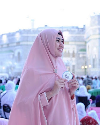  Foto Kartika Putri Berjilbab dan  Berkerudung 2016 di instagram