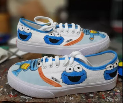 sepatu lukis custom