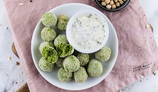 HEALTHY SPINACH FALAFEL 