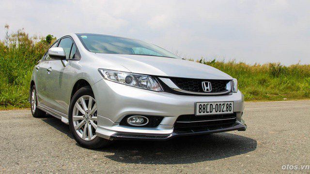 Soi chi tiết và lái thử xe oto Honda Civic 2016