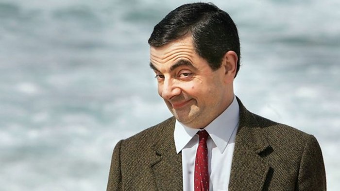  Rowan Atkinson, Aktor Terbaik Pemeran Tokoh Mr. Bean 