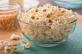 How do we make homemade popcorn ?