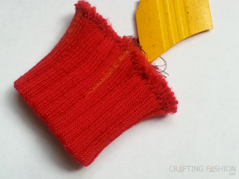 O! Jolly! Crafting Fashion: Sewing a Rib Band to a Cut and Sew Sweater