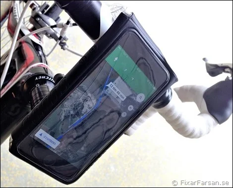 Test-Vattentät-Mobilhålllare-Cykelstyre