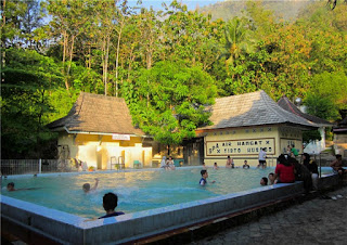 Pemandian air hangat tirta husada, Pacitan, Jawa Timur