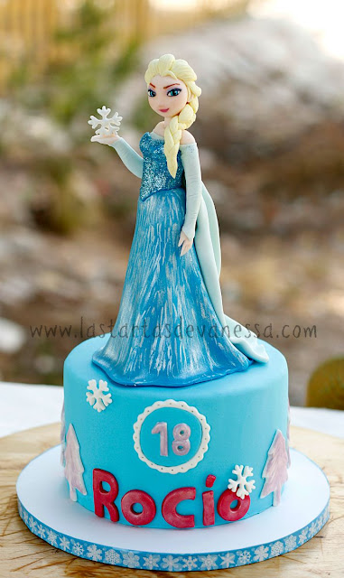 Tarta de fondant de la Reina Elsa de frozen