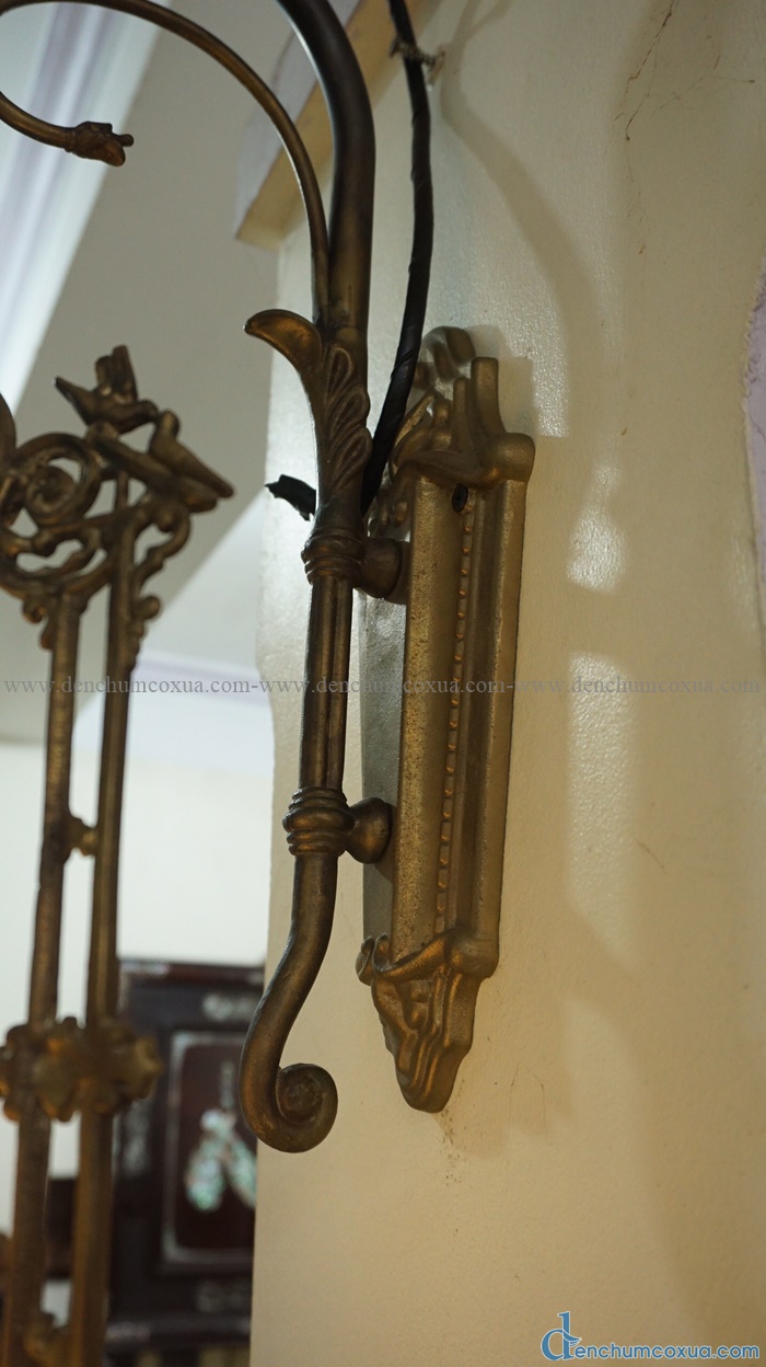 Mẫu đèn ốp cột bằng đồng - phần tay đèn