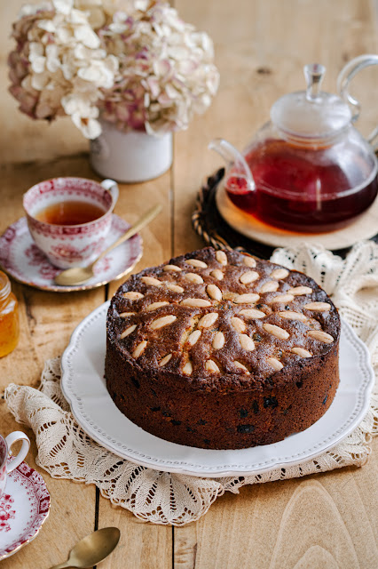 Dundee cake, gâteau écossais aux fruits et amandes