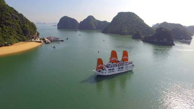 Halong Bay is very beautiful in “Youth” film 2