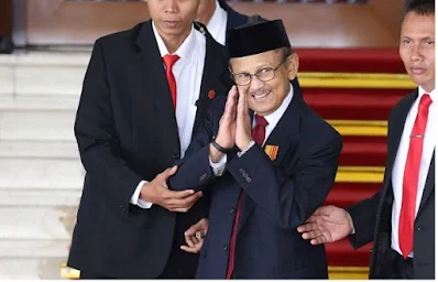 Presiden Bacharuddin Habibie