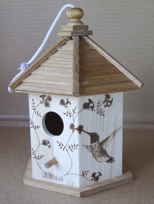 Heather Ward Wildlife Art: Birdhouse Pyrography