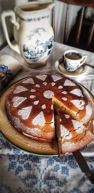 Torta con crema al latte