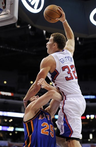 dwight howard dunks on lebron james. Blake Griffin; Lebron James