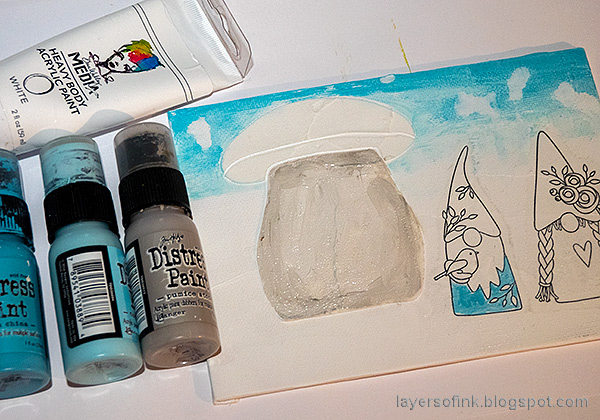 Layers of ink - Gnome Home Mixed Media Canvas Tutorial by Anna-Karin Evaldsson.