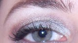 39 too faced label whore