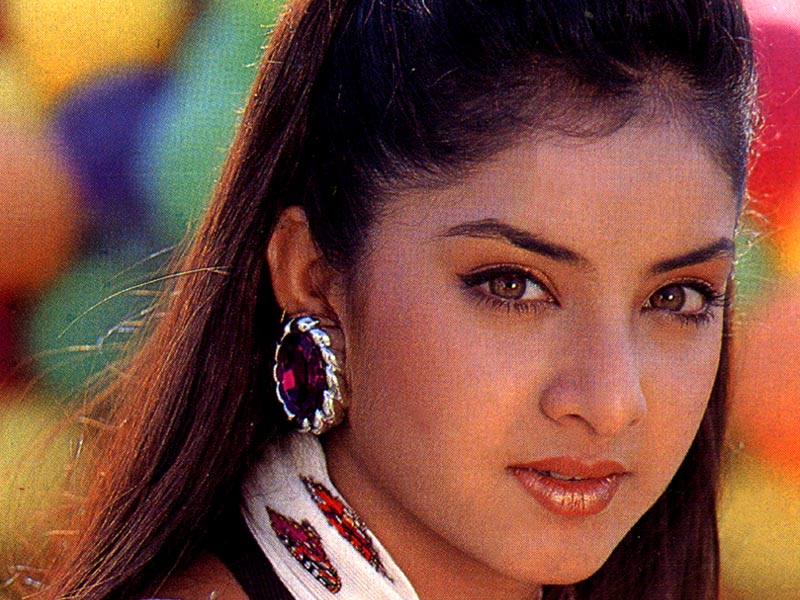 Divya Bharti - Gallery