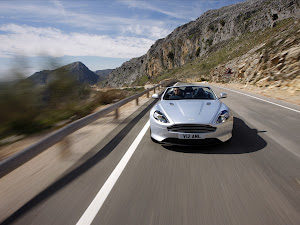 Aston Martin Virage Volante 2011 (2)