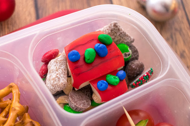 How to Make a Snoopy Christmas School Lunch For Your Kids!