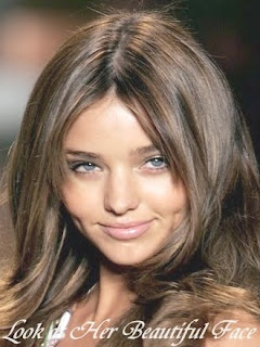 Miranda Kerr Exquisite Dimples