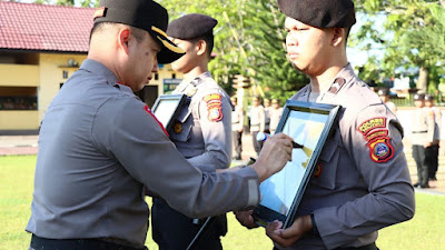 Dua anggota polres tolitoli melakukan pelanggaran berat