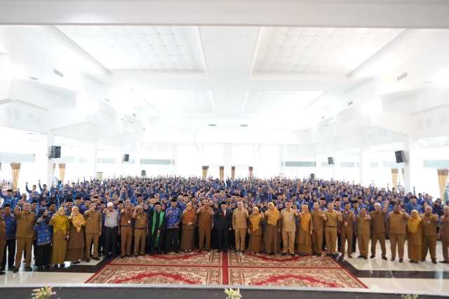  660 Pegawai Tanah Datar Terima SK Pengangkatan