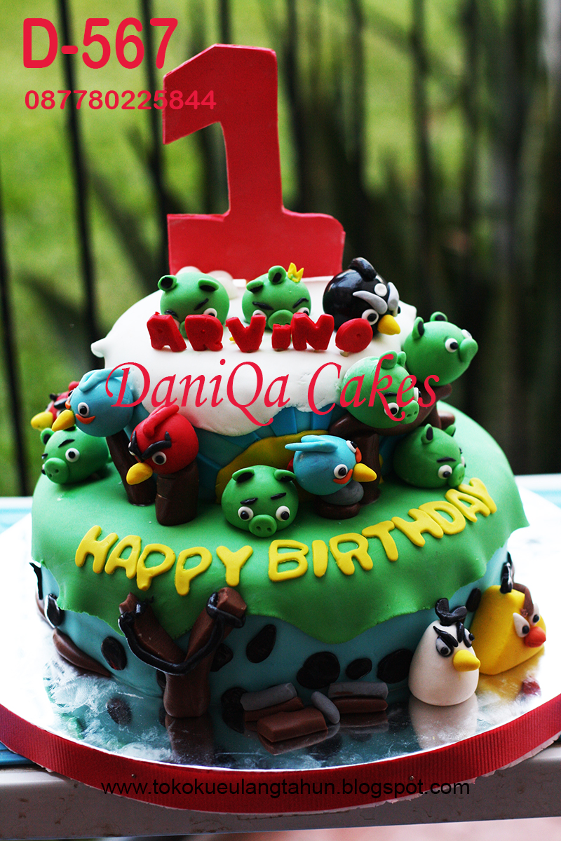 DaniQa Cake And Snack Kue Ulang Tahun Angry Birds